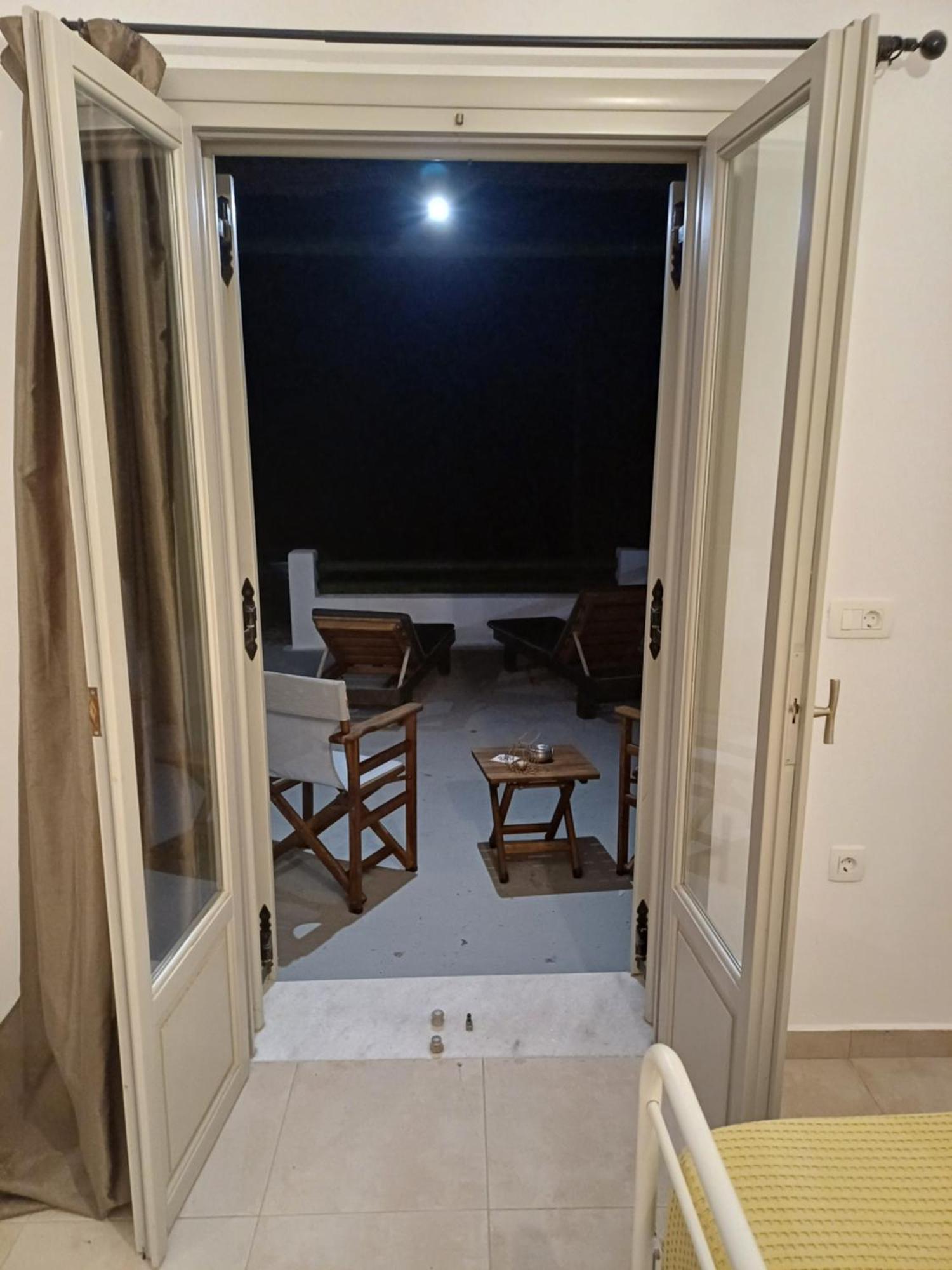 Willa 'Irene' Cycladic House With Sunrise And Sea View! Foinikiá Zewnętrze zdjęcie