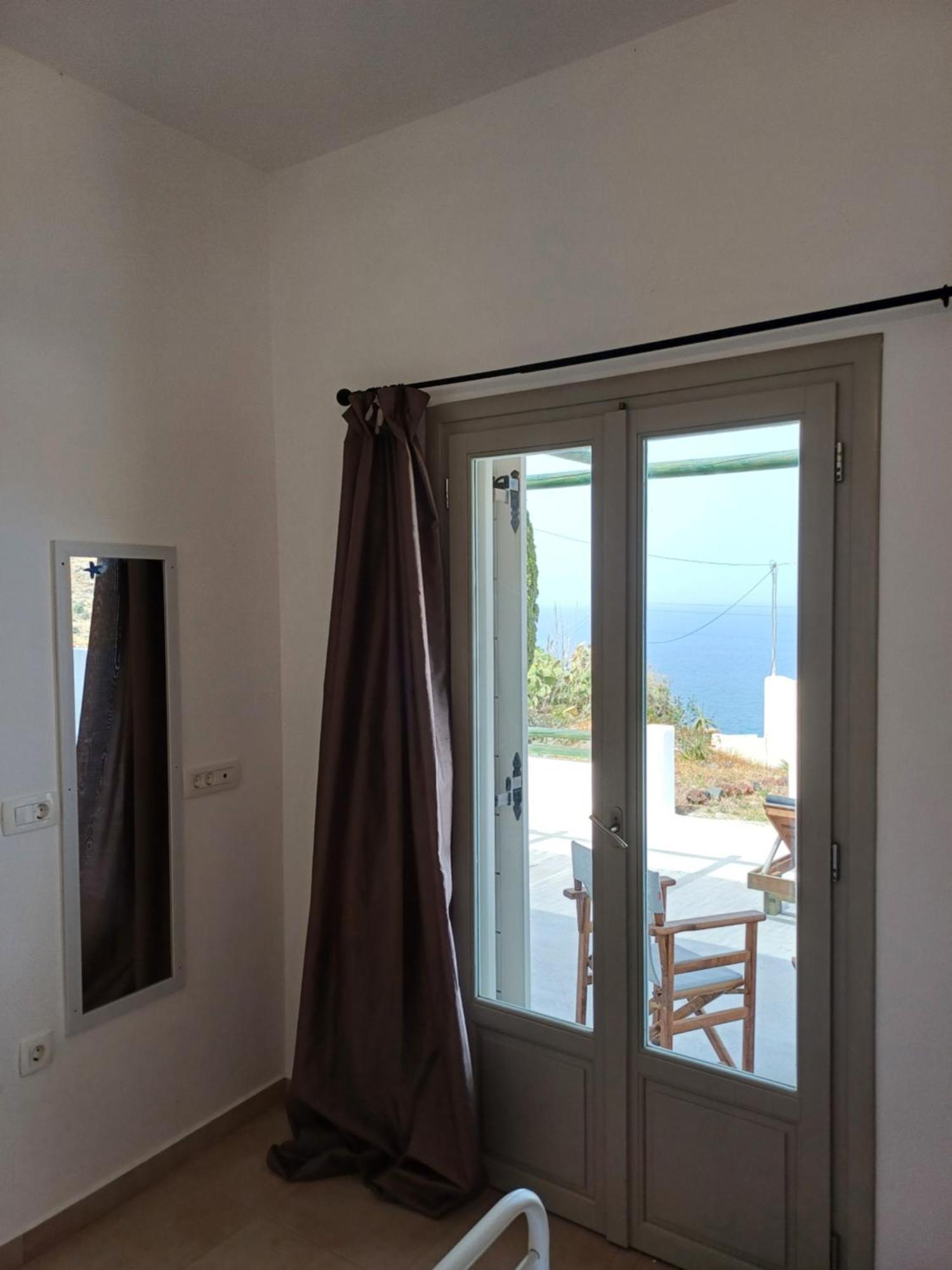 Willa 'Irene' Cycladic House With Sunrise And Sea View! Foinikiá Zewnętrze zdjęcie
