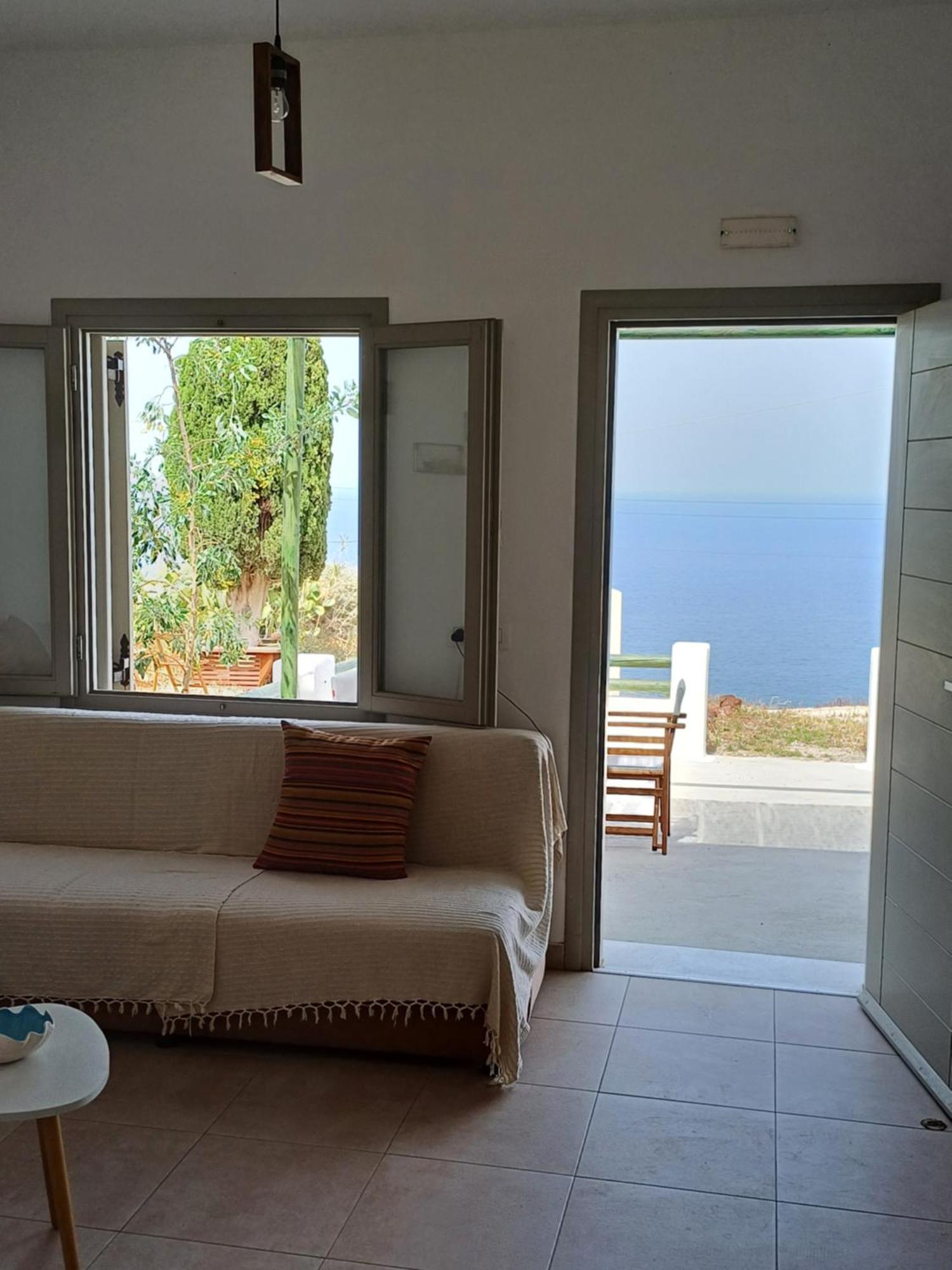 Willa 'Irene' Cycladic House With Sunrise And Sea View! Foinikiá Zewnętrze zdjęcie